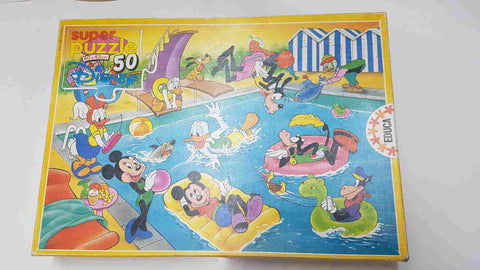 Super Puzzle 50 piezas Disney: En la piscina (Educa). 60x43cm.