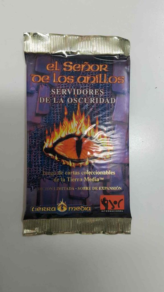 Sobre 15 cartas: El Señor de los Anillos - Servidores de la Oscuridad, Juego de Cartas Coleccionable - Joc Internacional Edicion Ilimitada.