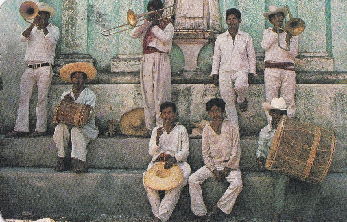 POSTAL B12050: MEJICO: BANDA DE MUSICOS CALLEJEROS