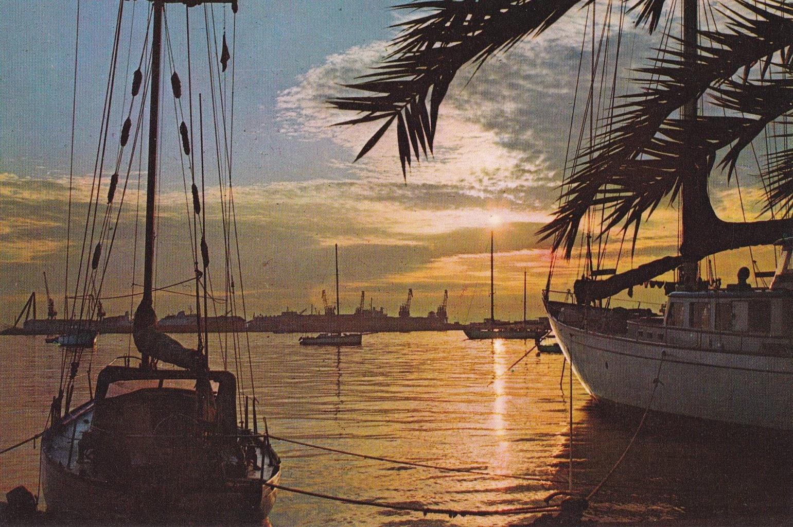 POSTAL B12068: PUESTA DE SOL