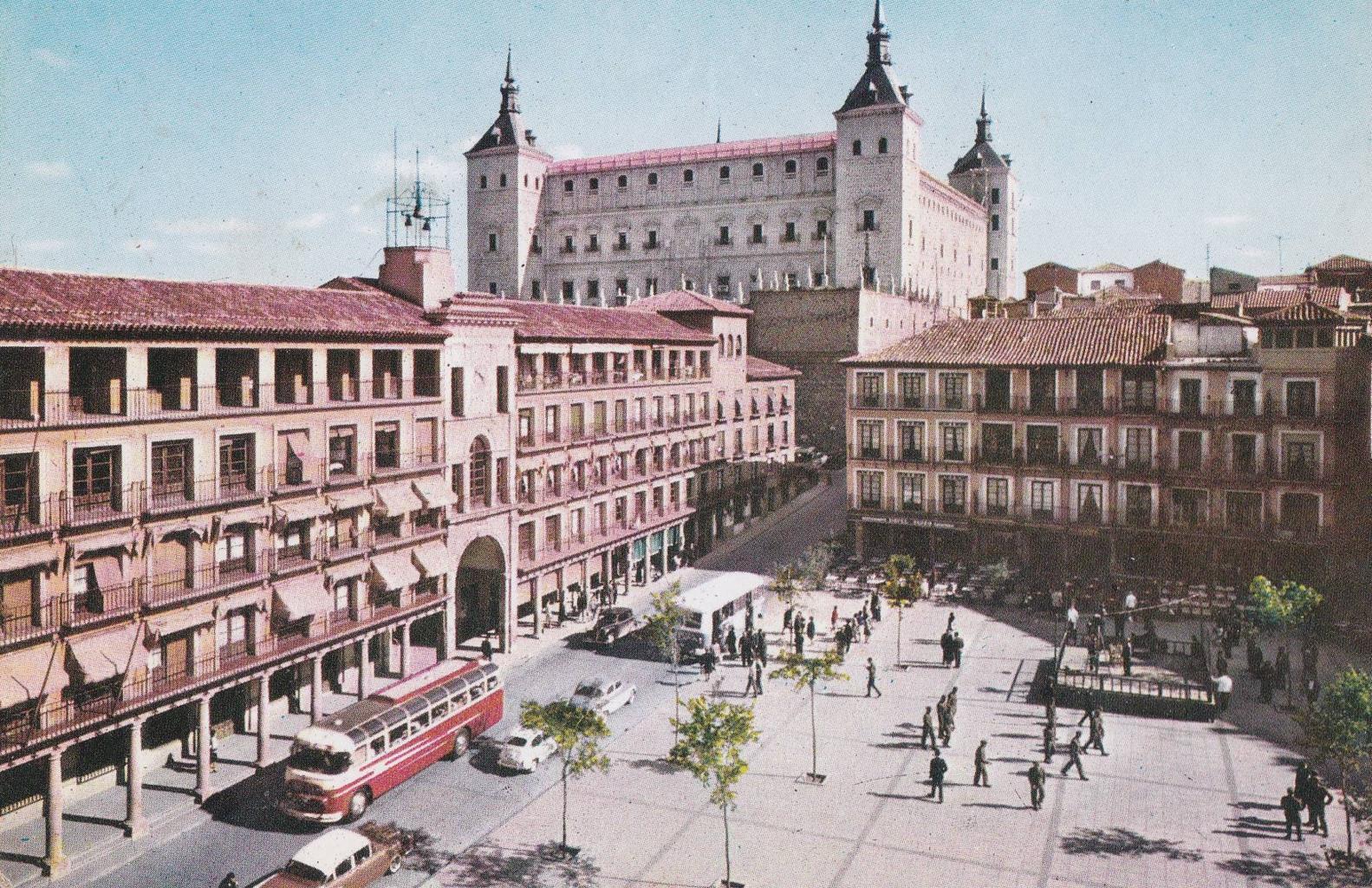 POSTAL B11906: SANTIAGO DE COMPOSTELA. LA CATEDRAL