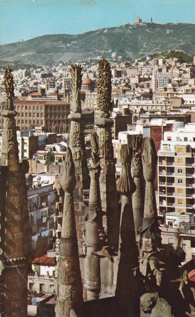 POSTAL B11851: BARCELONA: ARQUITECTURA SAGRADA FAMILIA