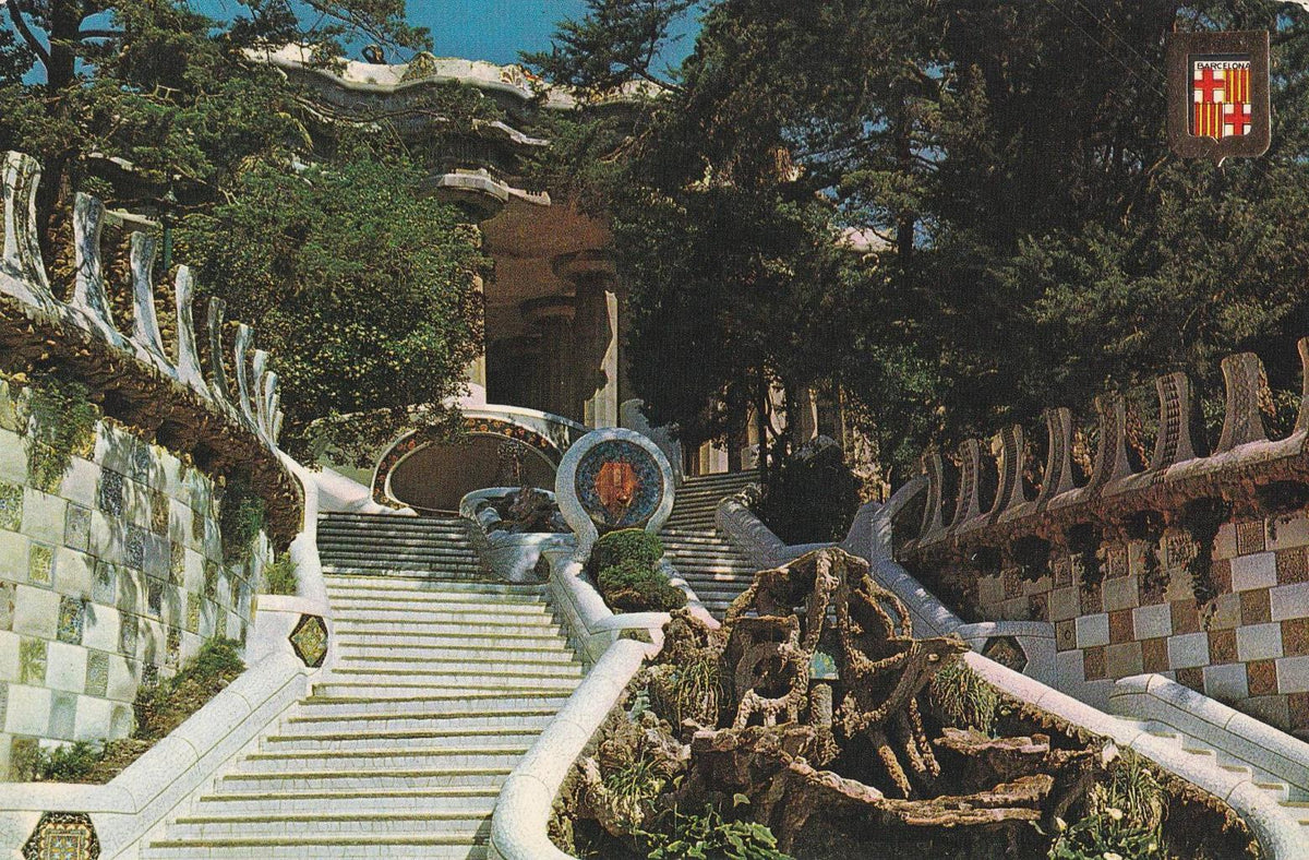 POSTAL B12261: BARCELONA: Escalera entrada parque Guell