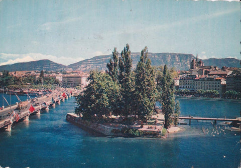 POSTAL B12394: GENOVA: VISTA AEREA