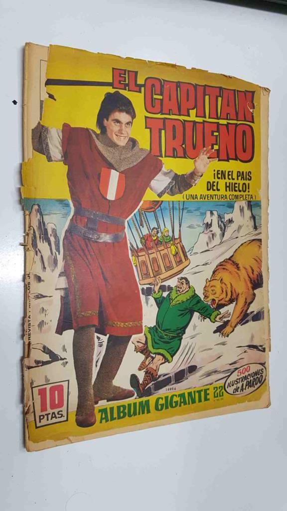 El Capitan Trueno album gigante numero 22 (cubierta pesimo estado)