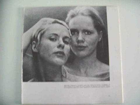 LAMINA 14207: Bibi Andersson y Liv Ullman