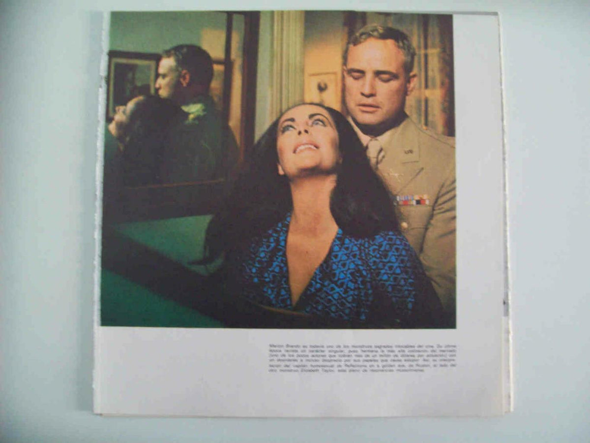 LAMINA 14220: Marlon Brando y Elisabeth Taylor en Reflections on a golden eye