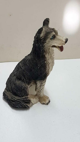 Figura perro de resina: Husky de 8x6 cm 