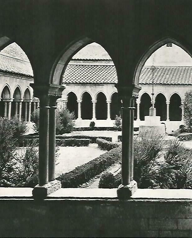 LAMINA 14708: Claustro del Monasterio de Arles