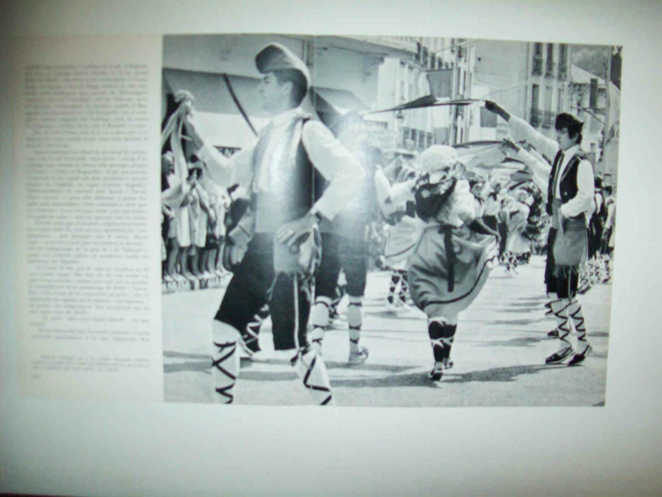 LAMINA 14706: Baile en el Vallespir