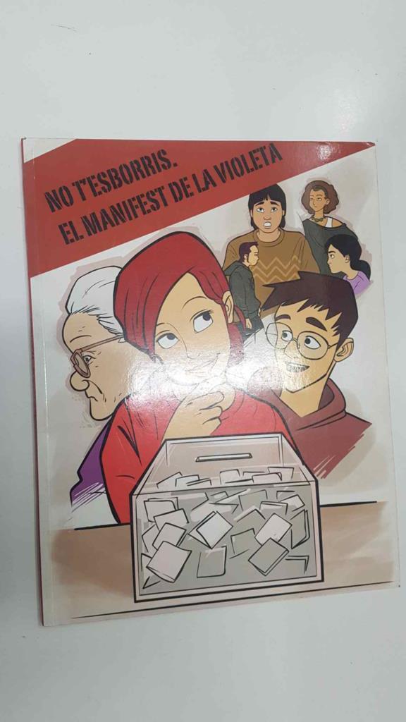 Col.leccio Tu que faries num 11. No tesborris - El manifest de la Violeta. Per Meritxell Margarit i David Navarrot