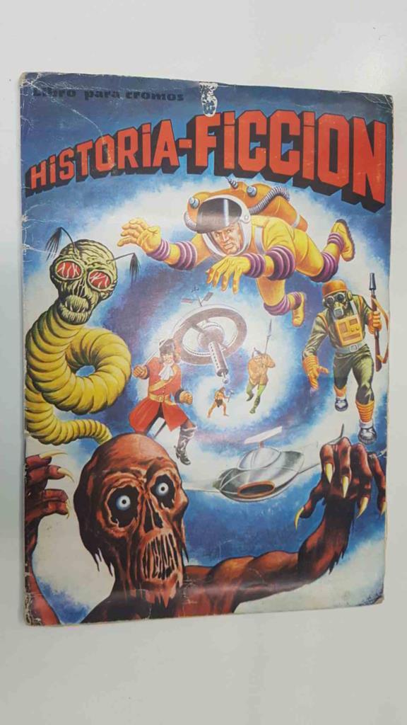 Libro para cromos: Historia- Ficcion (266 cromos, esta completado). Publicado en los años 80