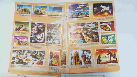 Libro para cromos: Historia- Ficcion (266 cromos, esta completado). Publicado en los años 80