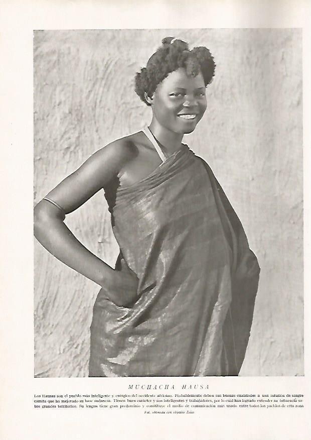 LAMINA 15676: Mujer Hausa