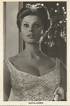 POSTAL A590: Sofia Loren