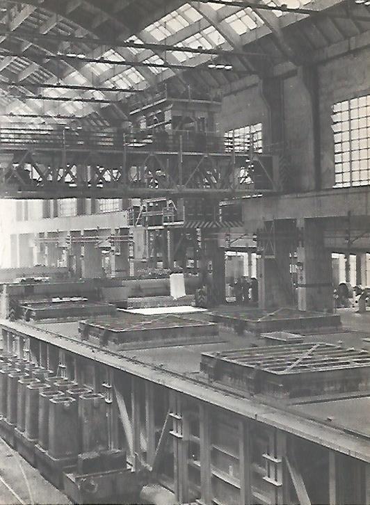 LAMINA 16159: Interior de la factoria de Aviles
