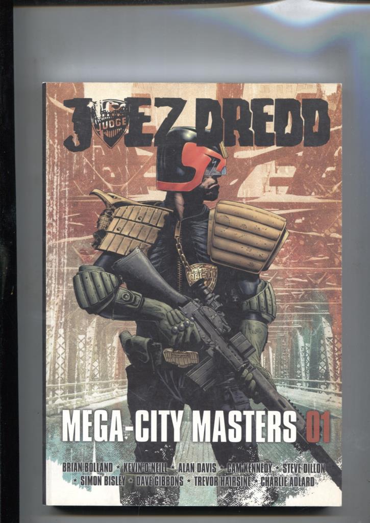 Juez Dredd: Mega-City Masters 01