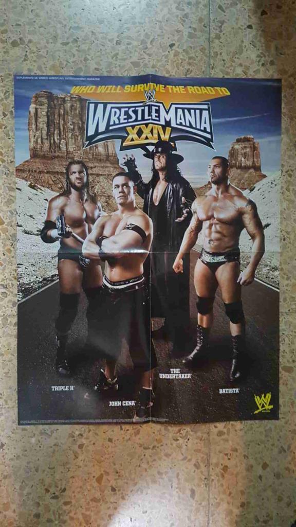 Poster desplegable doble: Wrestlemania XXIV (Triple H, John Cena, The Undertaker, Batista). Suplemento WWE Magazine