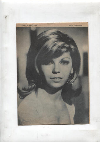 Mary Noticias numero 217: trasera foto de Nancy Sinatra