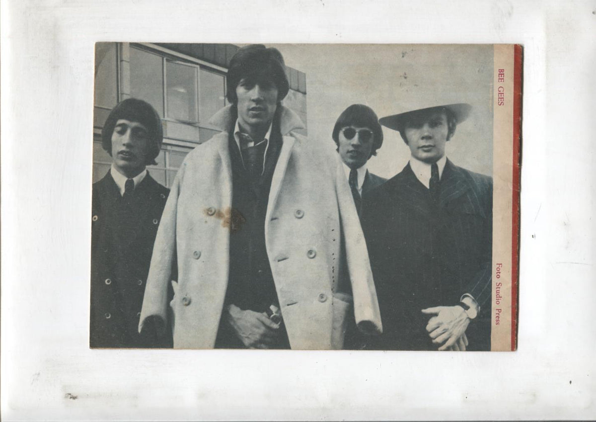 Mary Noticias numero 297: trasera foto de Bee Gees