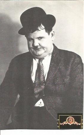 POSTAL A1011: Oliver Hardy