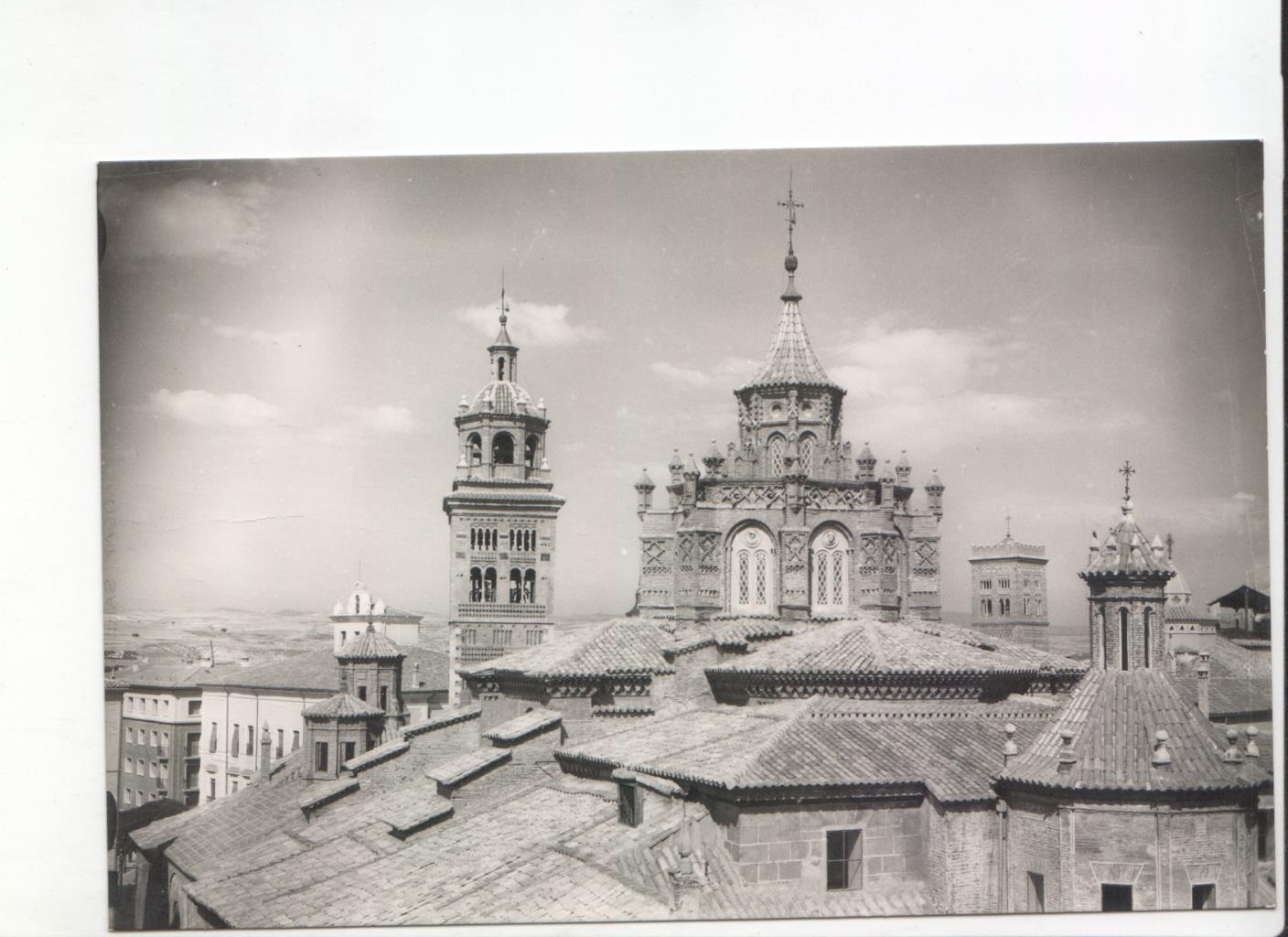 Postal JC071: Teruel. Catedral. Detalle. Torre y Cimborrio. En B/N