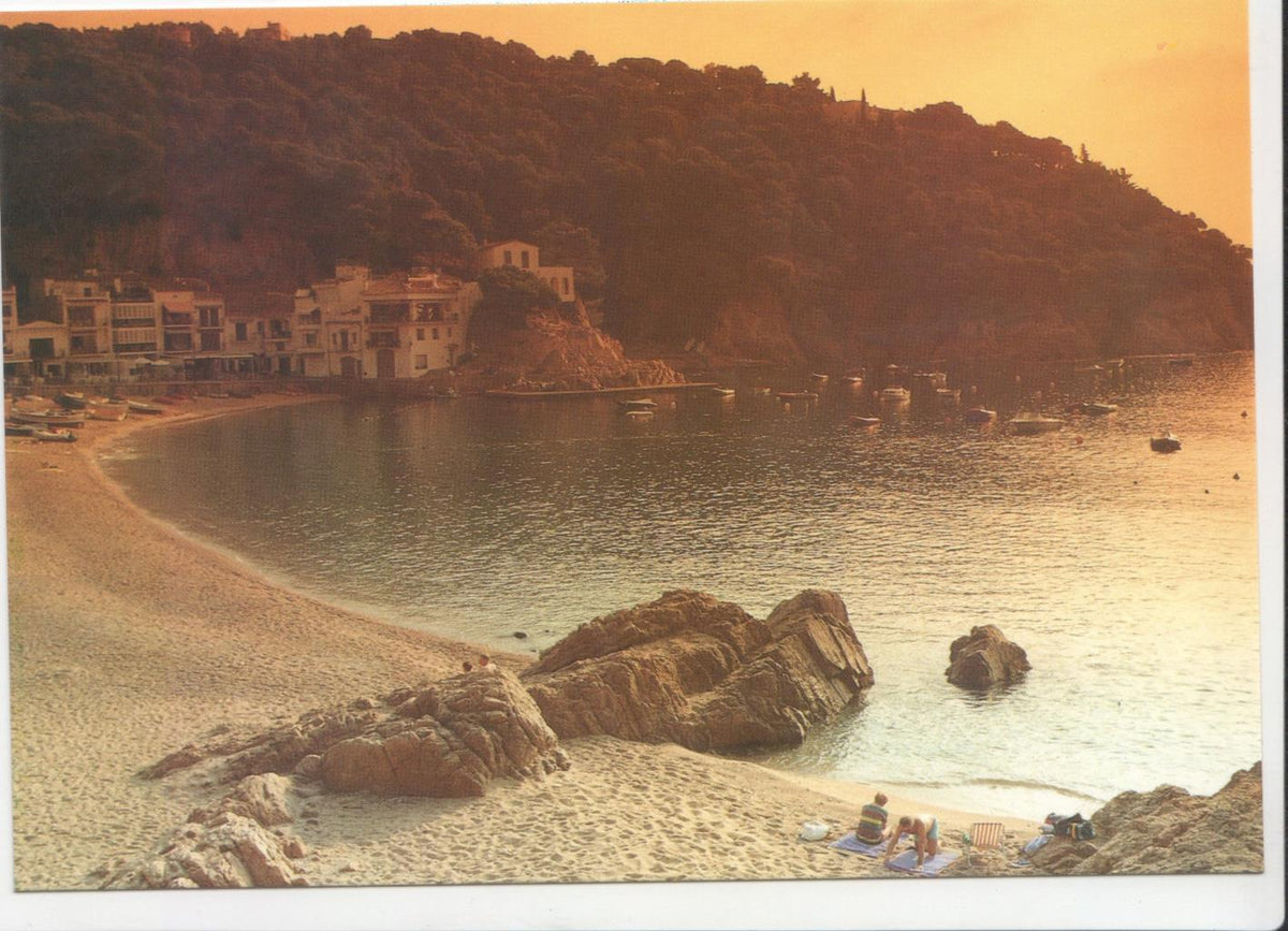Postal JC0157: Tamariu (Costa Brava). Capvespre a la platja