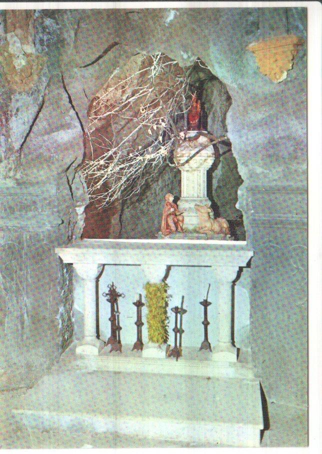 Postal JC0272: Berga. Santuari de la Mare de Deu de Queralt. Interior de la cova