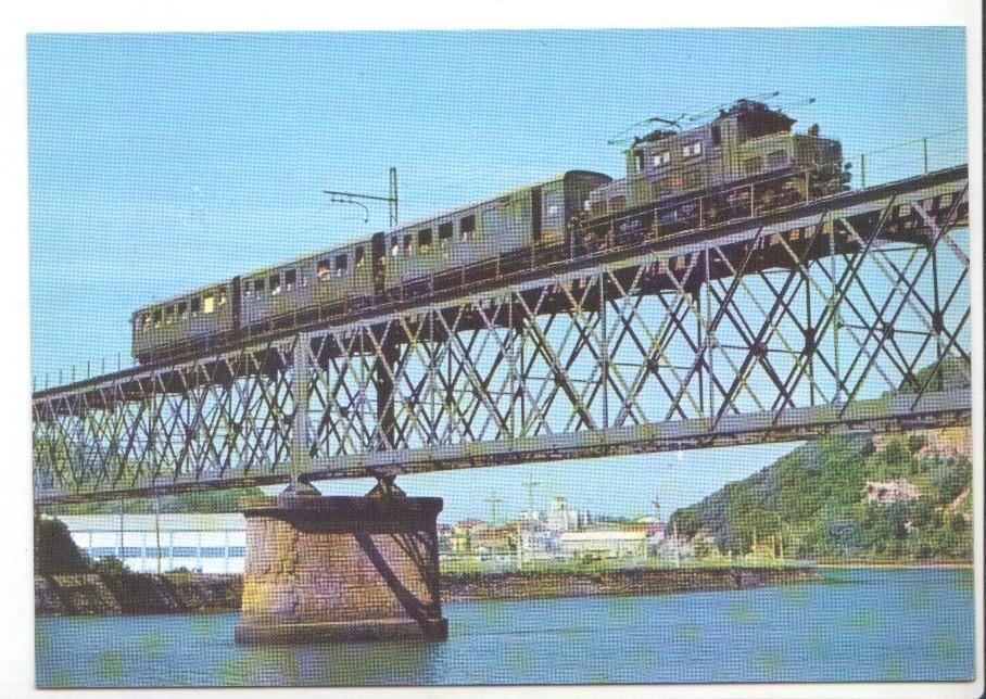 Postal JC0285: Ferrocarriles Vascongados, locomotora serie 1-10, puente sobre el rio Urola, Zumaya