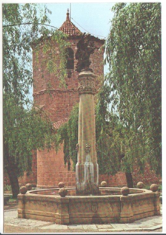 Postal JC0357: San Juan de les Abadesas (Girona). Monumeto a J.A. Clave y Campanario de San Pol
