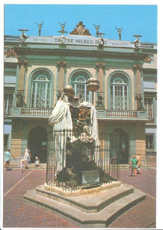 Postal JC0397: Figueres (Girona). Teatro Museo Dali Monumento a Francesc Pujols
