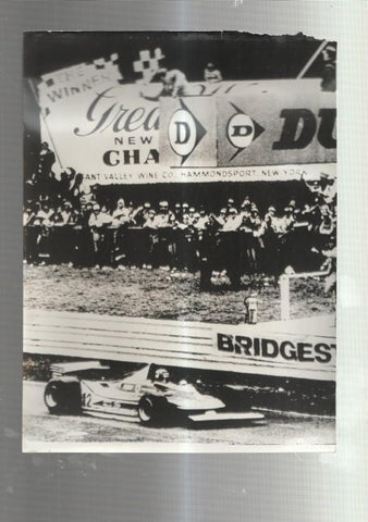 Foto Prensa numero 226: Giles Villeneuve en el gran premio de Formula I de USA