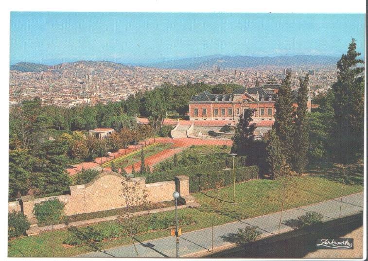 Postal JC0531: Barcelona. Palacete Albeniz y vista parcial. Montjuich