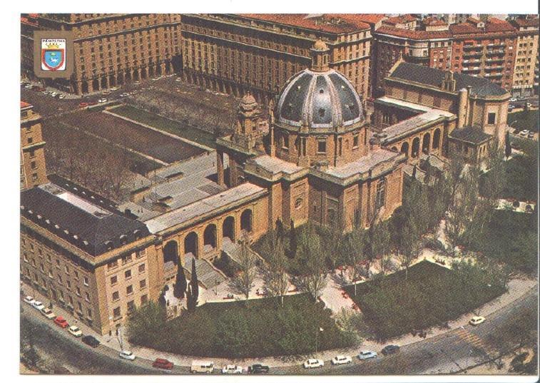 Postal JC0712: Pamplona (Navarra). Monumento a los Caidos, vista aerea