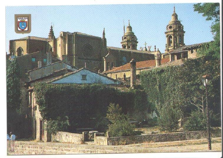 Postal JC0715: Pamplona. Catedral. Murallas, vista general
