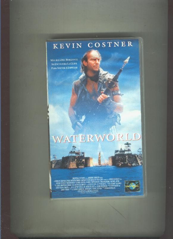 Video VHS: Waterworld (Kevin Costner)