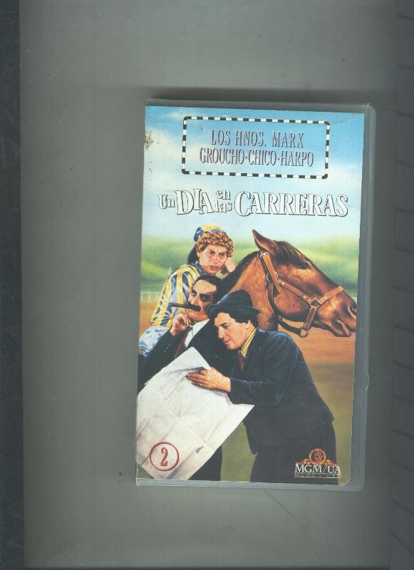 Video VHS: Los Hermanos Marx: Un dia en las carreras