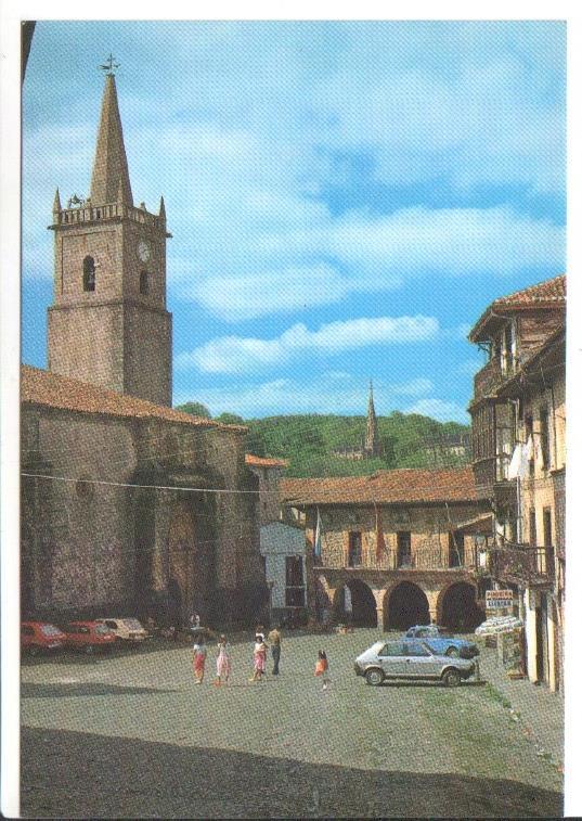 Postal JC0913: Comillas. Ayuntamiento y Plaza del Generalisimo