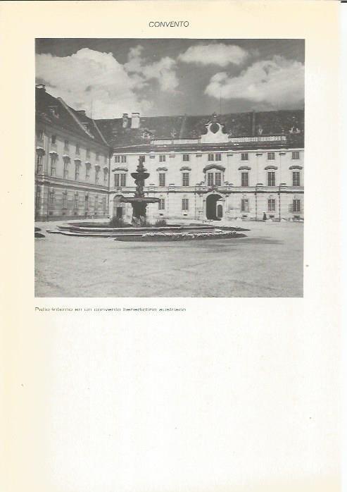 LAMINA 22355: Patio de un convento benedictino en Austria
