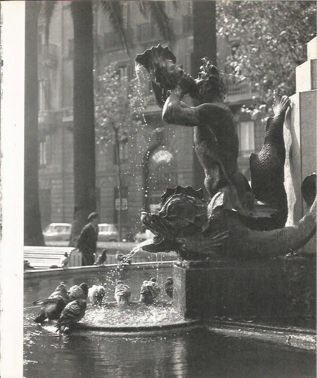 LAMINA 22041: Barcelona. Fuente de la Plaza Medinaceli