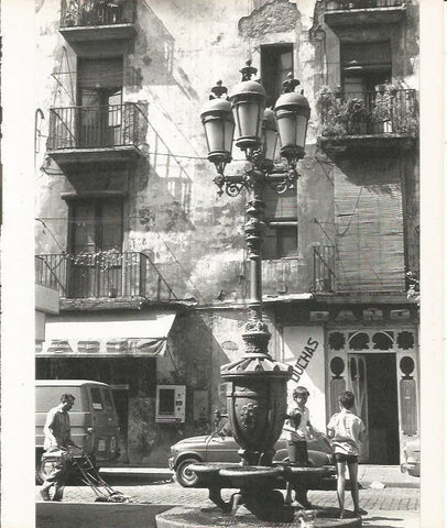 LAMINA 22011: Barcelona. Fuente en el barrio de Santa Caterina