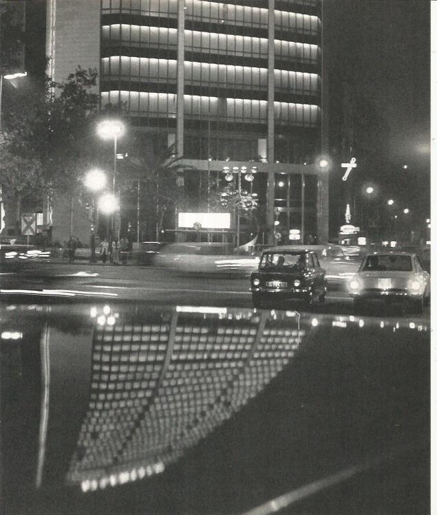 LAMINA 22133: Barcelona. Sede de banco en Passeig de Gracia
