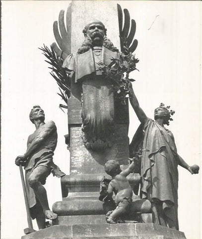 LAMINA 22128: Barcelona. Monumento a Rius i Taulet