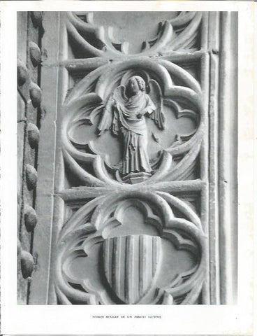 LAMINA 21783: Detalle de escudo en fachada