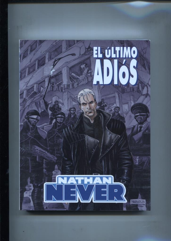 Aleta: Maxi Nathan Never: El ultimo adios-Tras el apocalipsis-El grupo secreto