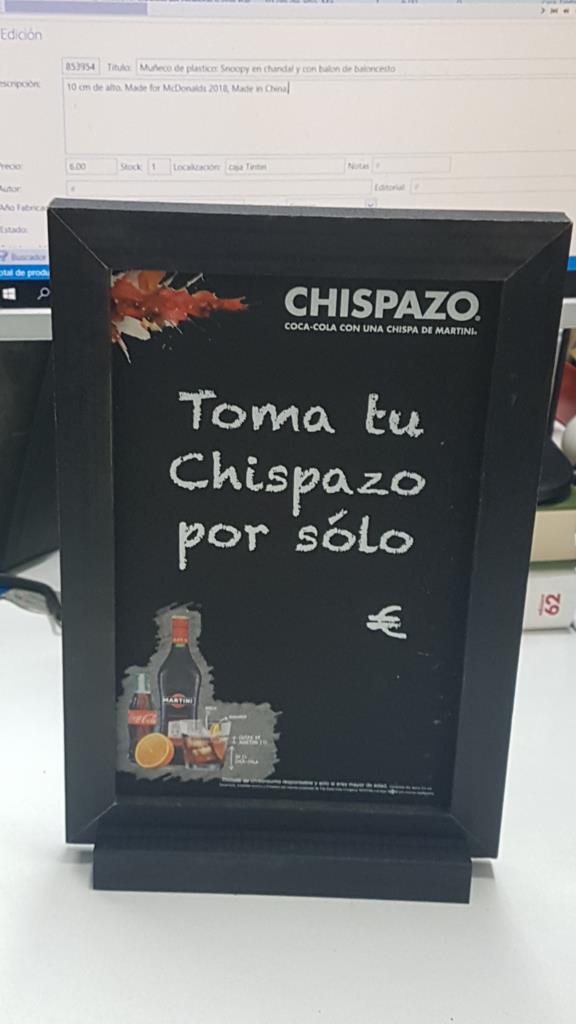 Kit Ocasion Aperitivo: Coca-Cola con una chispa de Martini. Contiene 1 pack de 6 Pizarras de Mesa