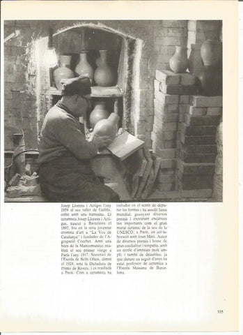 LAMINA 24037: Josep Llorens i Artigas en su taller de Gallifa
