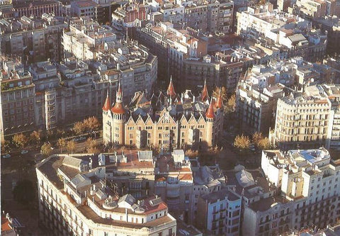 LAMINA 24100: Vista aerea de la Casa de les Punxes. Barcelona