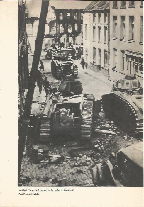 LAMINA 24667: Tanques franceses destruidos en Beaumont