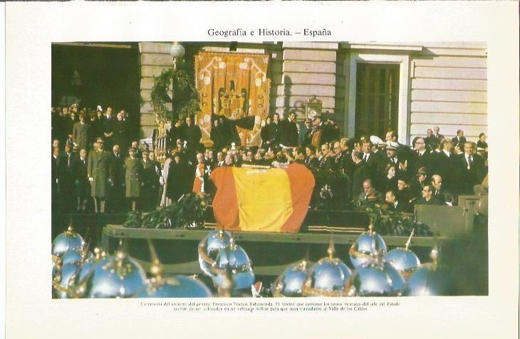 LAMINA ESPASA 36090: Entierro del general Franco 